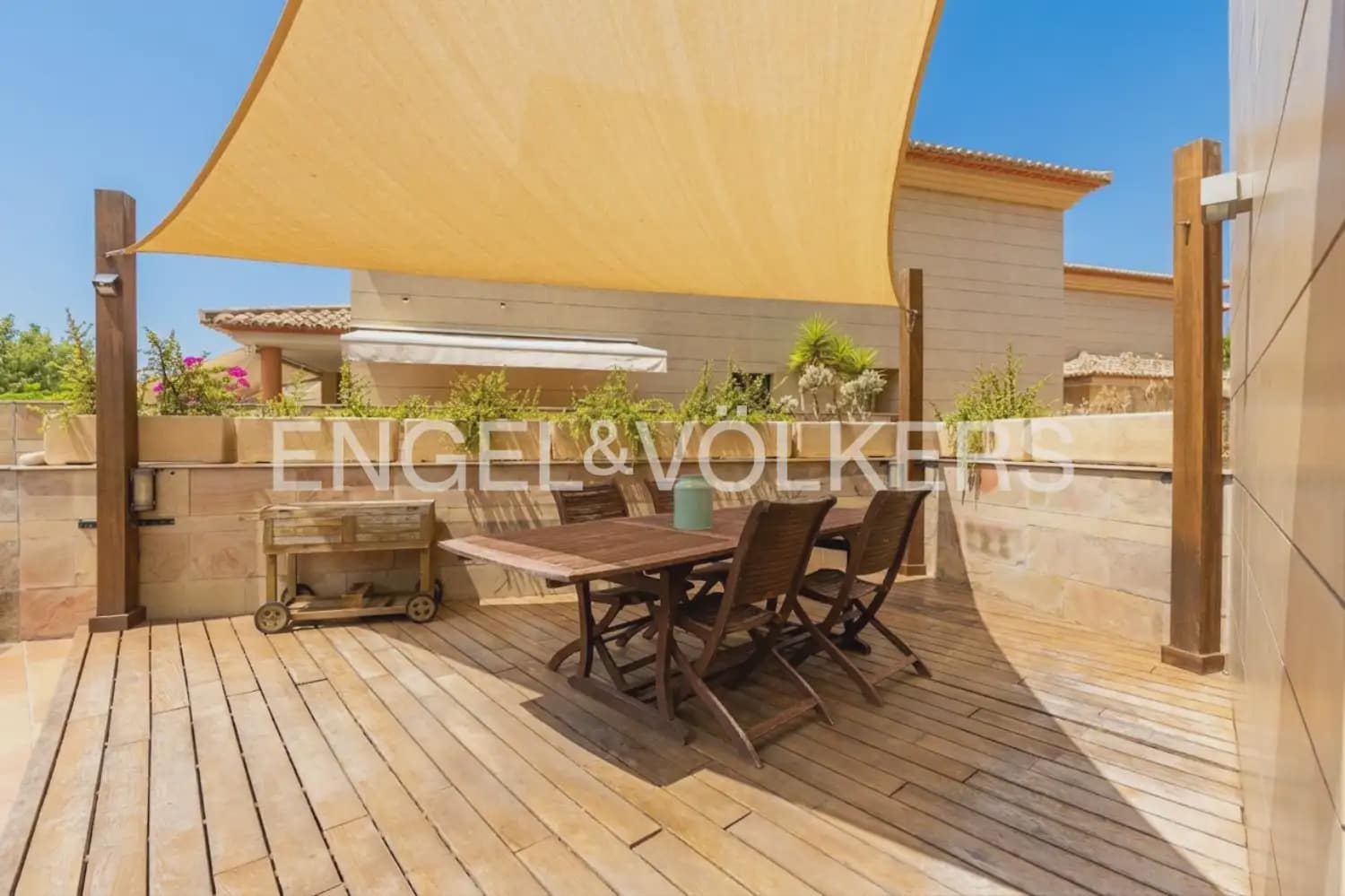 3 bedroom Flat for rent in Javea / Xabia with pool garage - € 1,800 (Ref: 9973877)