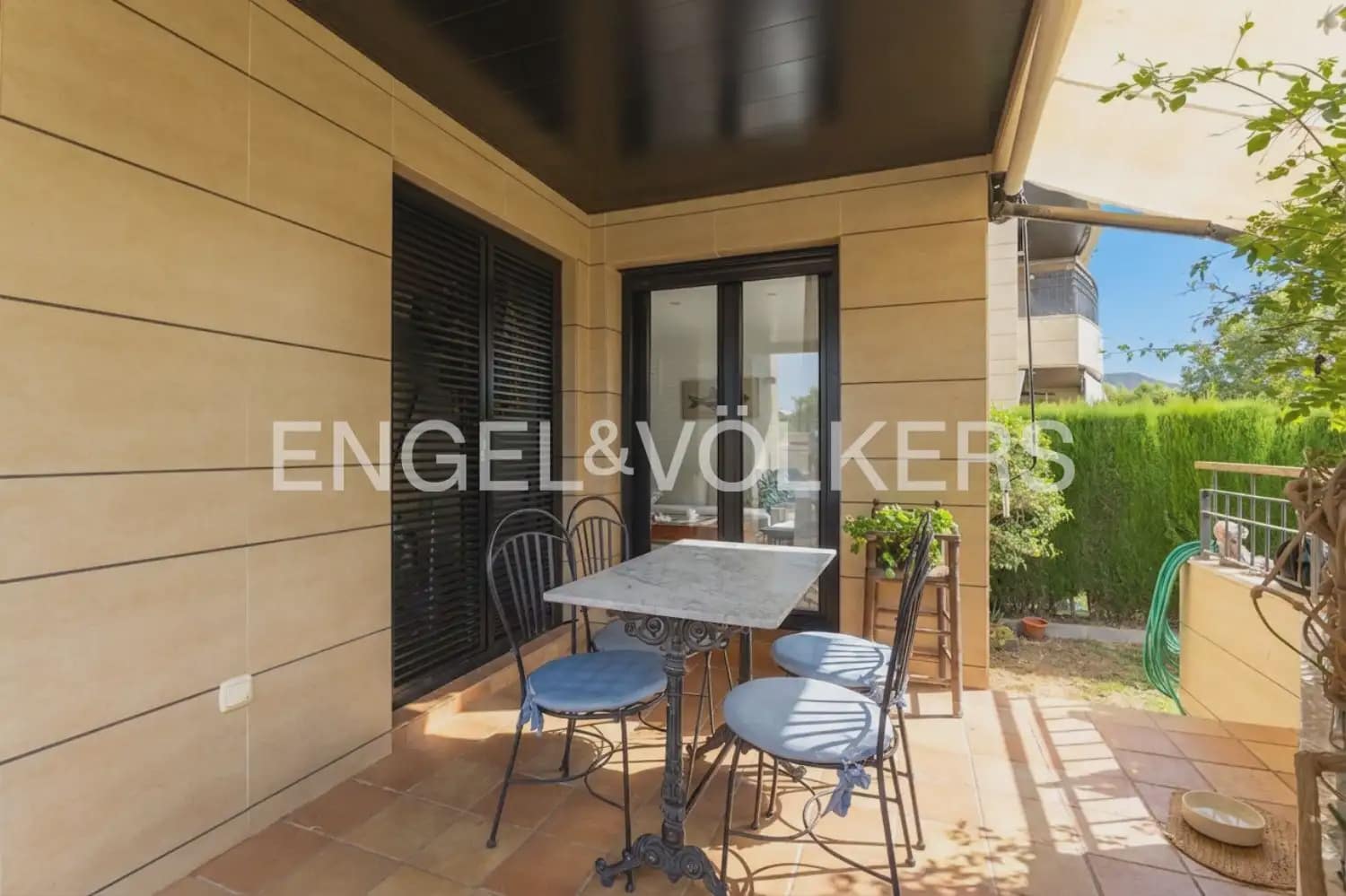 3 bedroom Flat for rent in Javea / Xabia with pool garage - € 1,800 (Ref: 9973877)