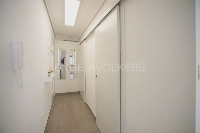 2 soverom Leilighet til leie i Benicàssim med svømmebasseng garasje - € 1 000 (Ref: 9973878)