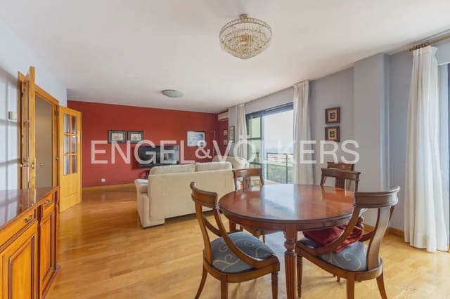 5 slaapkamer Penthouse te koop in Este, Castelló de la Plana met garage - € 398.000 (Ref: 9973879)