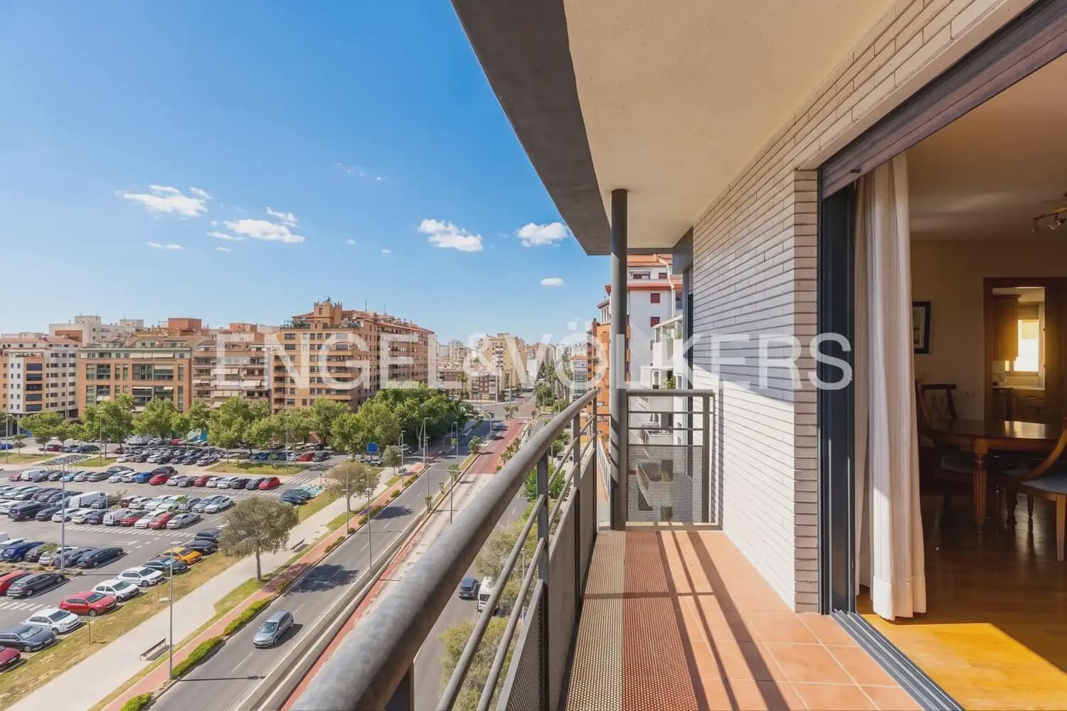 5 bedroom Penthouse for sale in Castello de la Plana with garage - € 398,000 (Ref: 9973879)