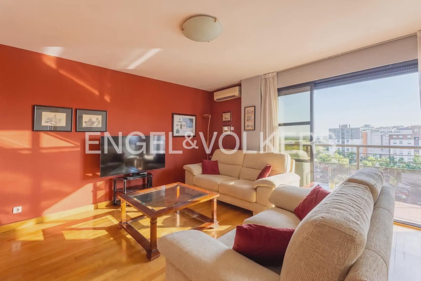 5 bedroom Penthouse for sale in Castello de la Plana with garage - € 398,000 (Ref: 9973879)