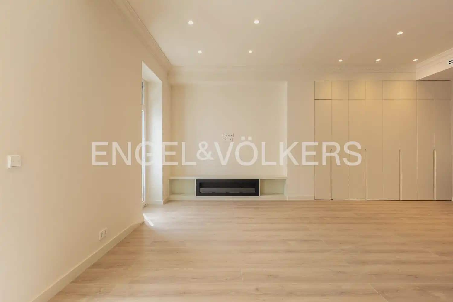 2 soveværelse Lejlighed til salg i Valencia by - € 680.000 (Ref: 9974242)
