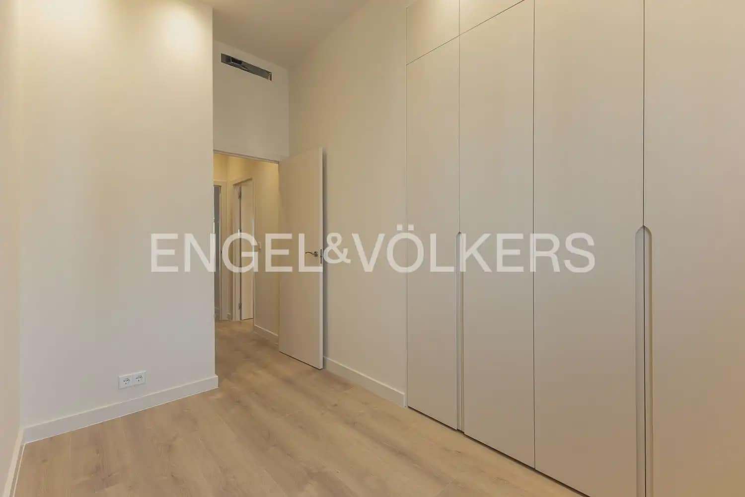 2 soveværelse Lejlighed til salg i Valencia by - € 680.000 (Ref: 9974242)