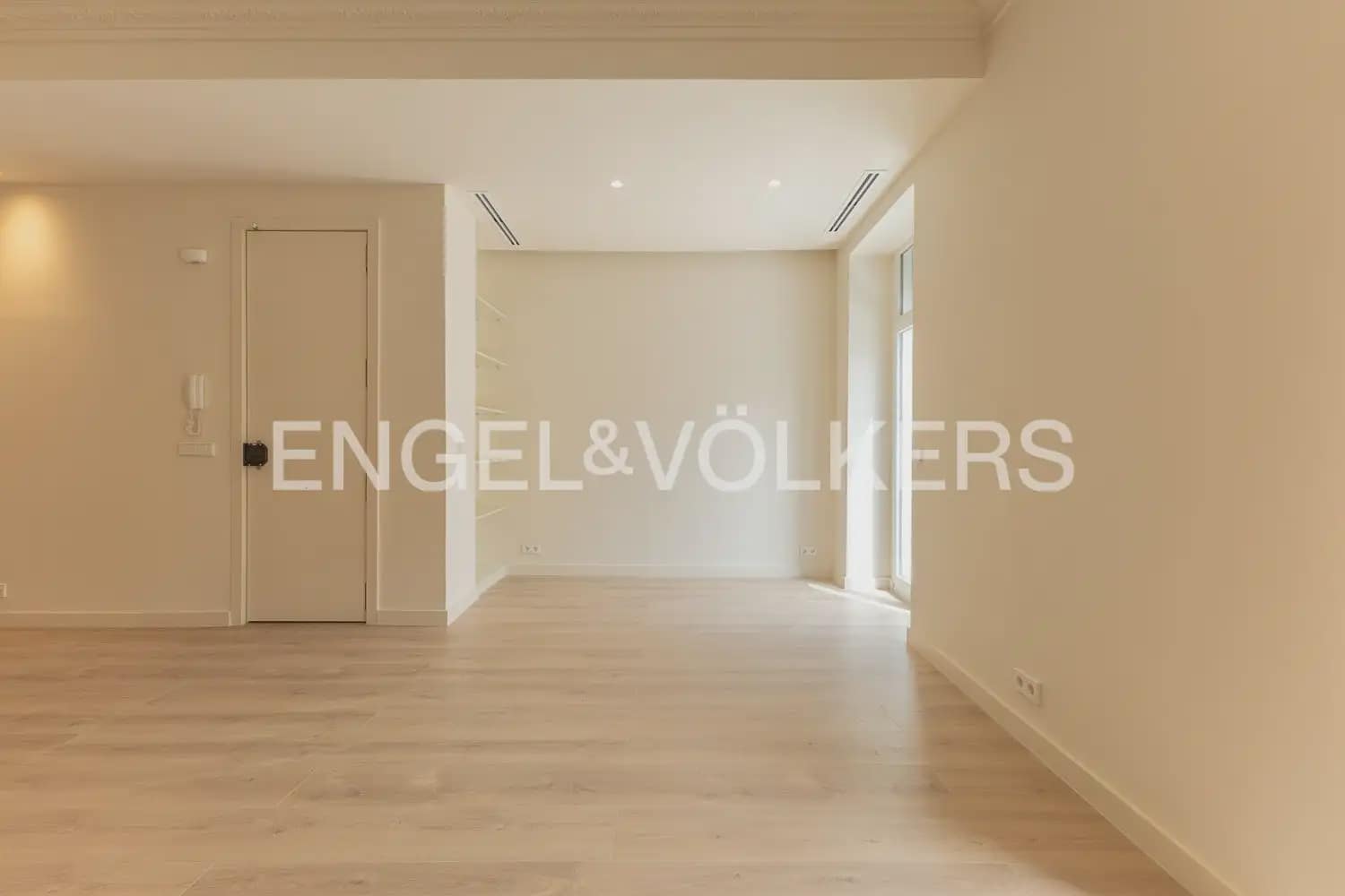 2 soveværelse Lejlighed til salg i Valencia by - € 680.000 (Ref: 9974242)