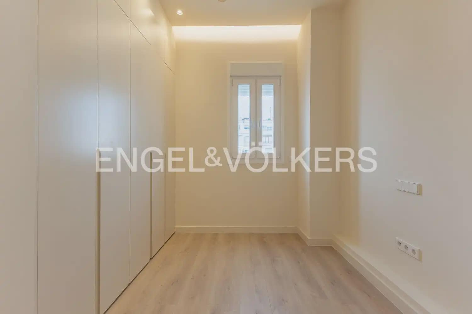 2 soveværelse Lejlighed til salg i Valencia by - € 680.000 (Ref: 9974242)