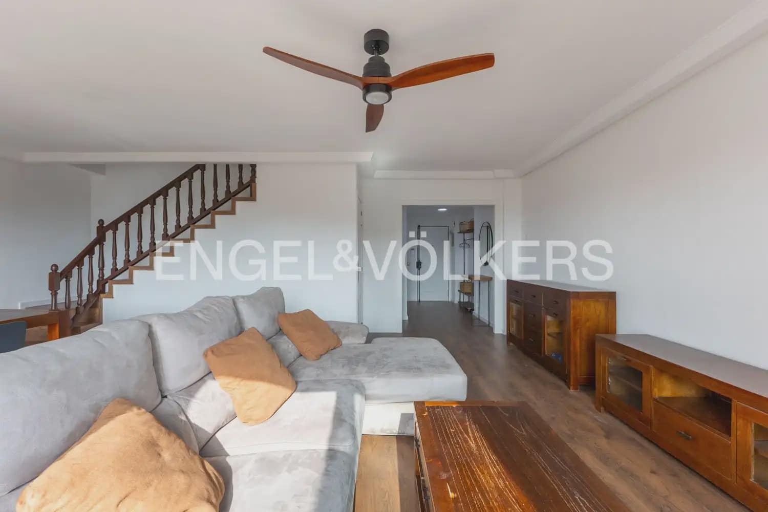 4 bedroom Flat for rent in Valencia city - € 3,000 (Ref: 9975714)