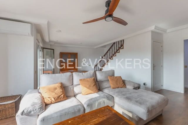 4 quarto Apartamento para arrendar em Cabanyal-Canyamelar, Valência cidade - 2 700 € (Ref: 9975714)
