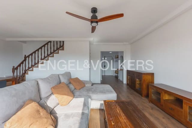 4 quarto Apartamento para arrendar em Cabanyal-Canyamelar, Valência cidade - 2 700 € (Ref: 9975714)