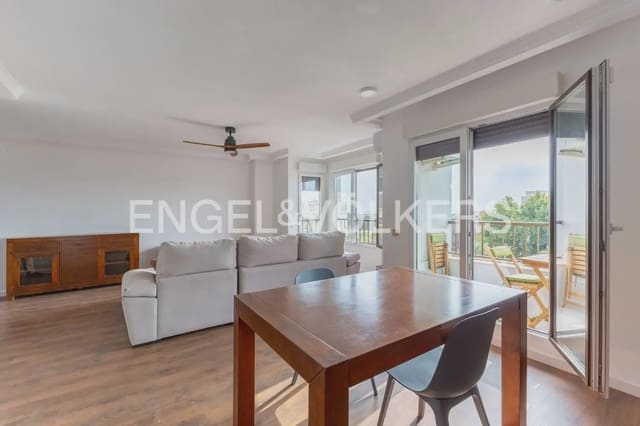 4 quarto Apartamento para arrendar em Cabanyal-Canyamelar, Valência cidade - 2 700 € (Ref: 9975714)