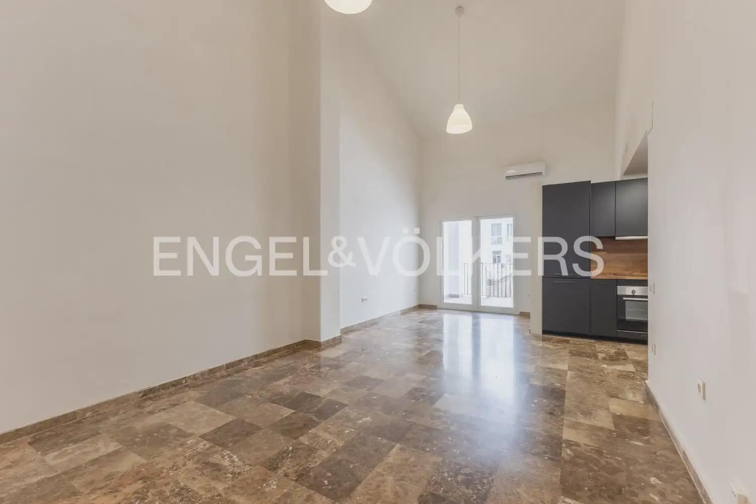 2 Zimmer Wohnung zu vermieten in Valencia Stadt - 1.200 € (Ref: 9976105)