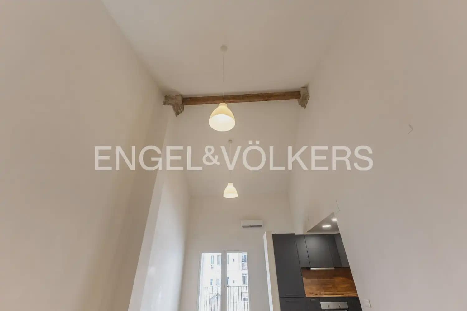 2 Zimmer Wohnung zu vermieten in Valencia Stadt - 1.200 € (Ref: 9976105)