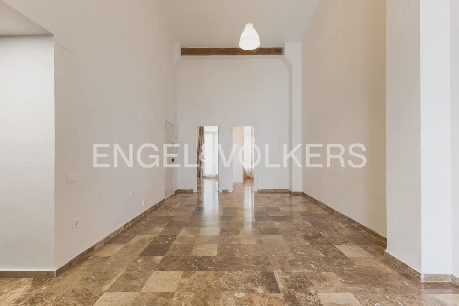 2 Zimmer Wohnung zu vermieten in Valencia Stadt - 1.200 € (Ref: 9976105)