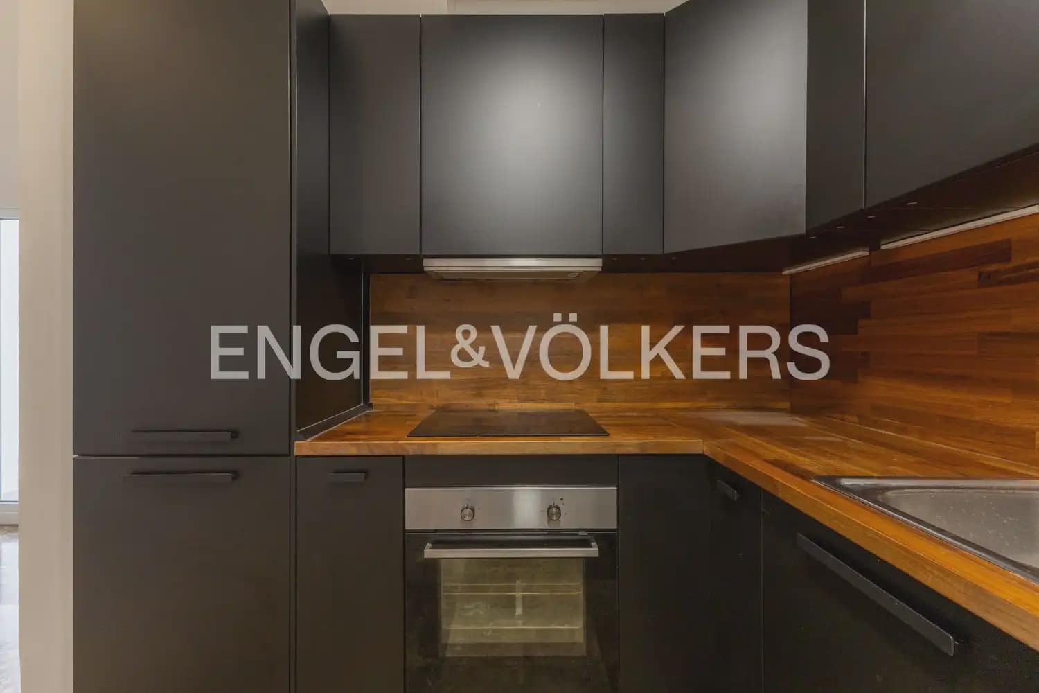 2 Zimmer Wohnung zu vermieten in Valencia Stadt - 1.200 € (Ref: 9976105)