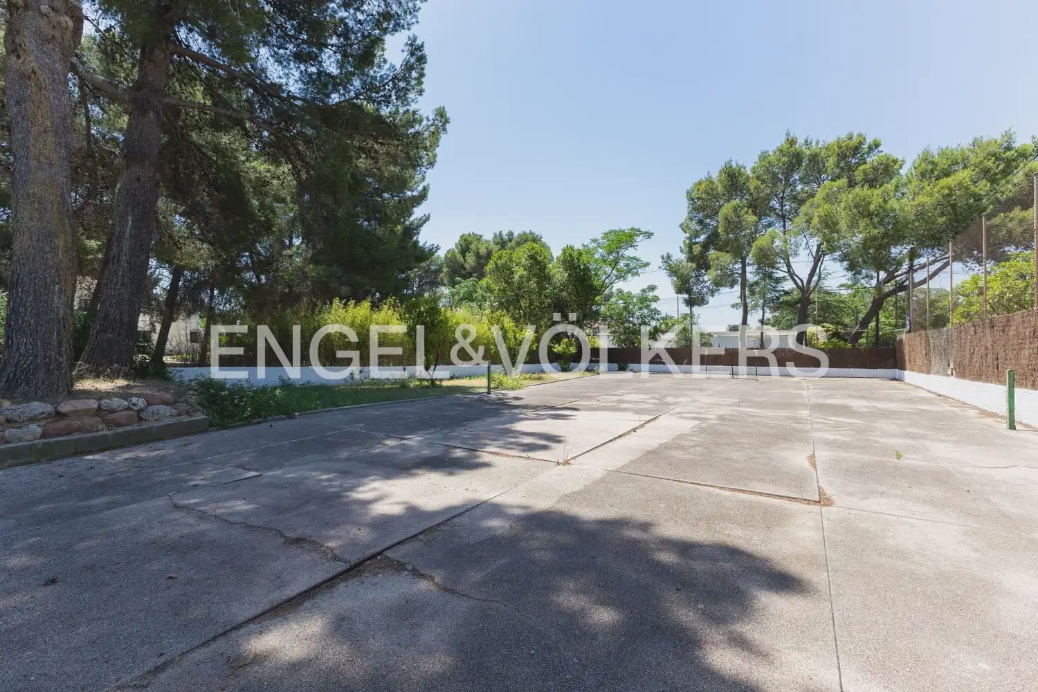 Building Plot for sale in Paterna - € 250,000 (Ref: 9976107)