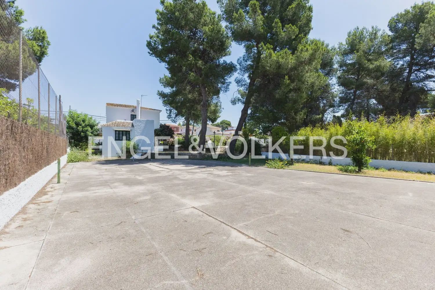 Building Plot for sale in Paterna - € 250,000 (Ref: 9976107)