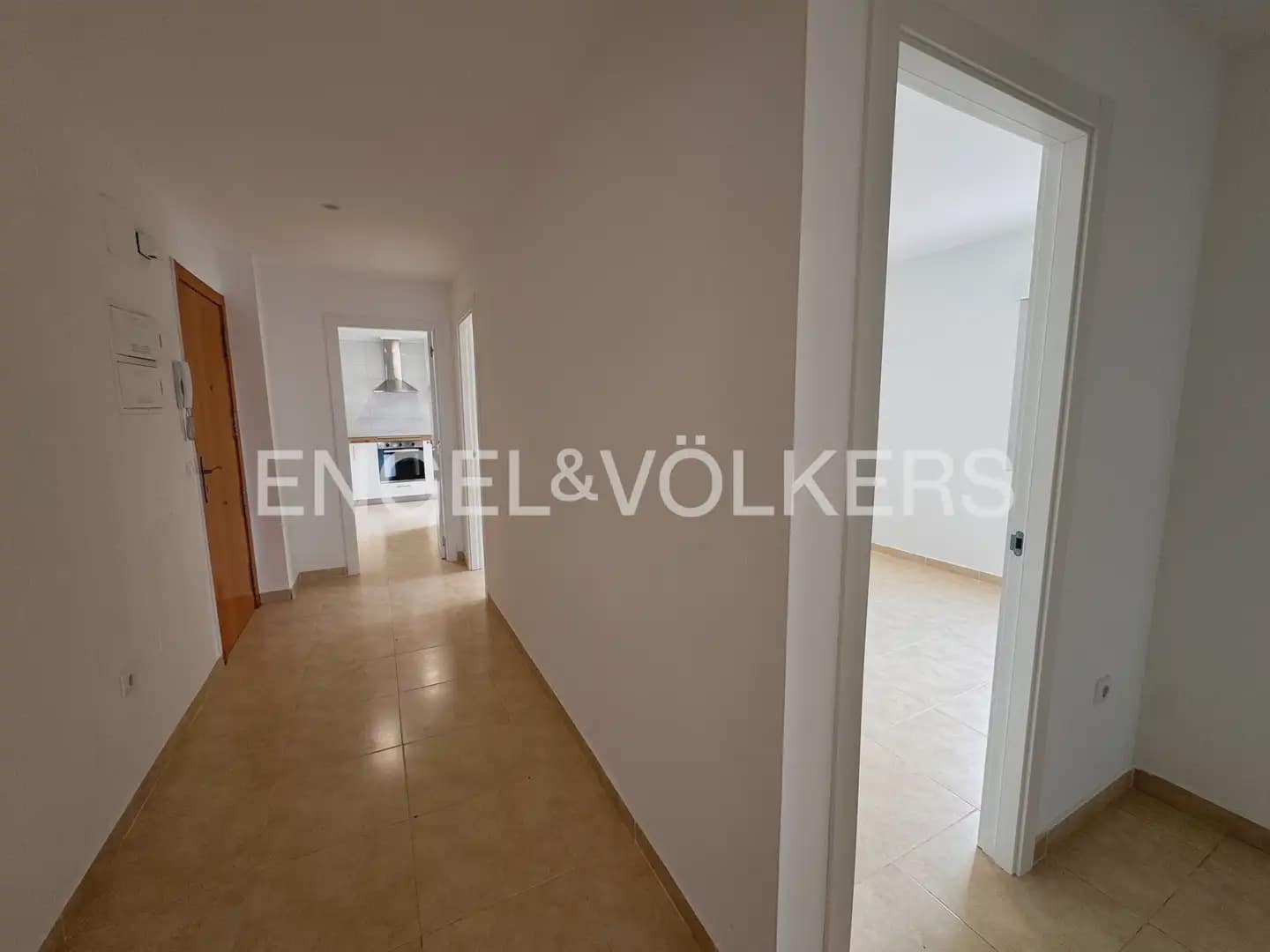 3 soveværelse Lejlighed til leje i Denia - € 1.150 (Ref: 9976352)