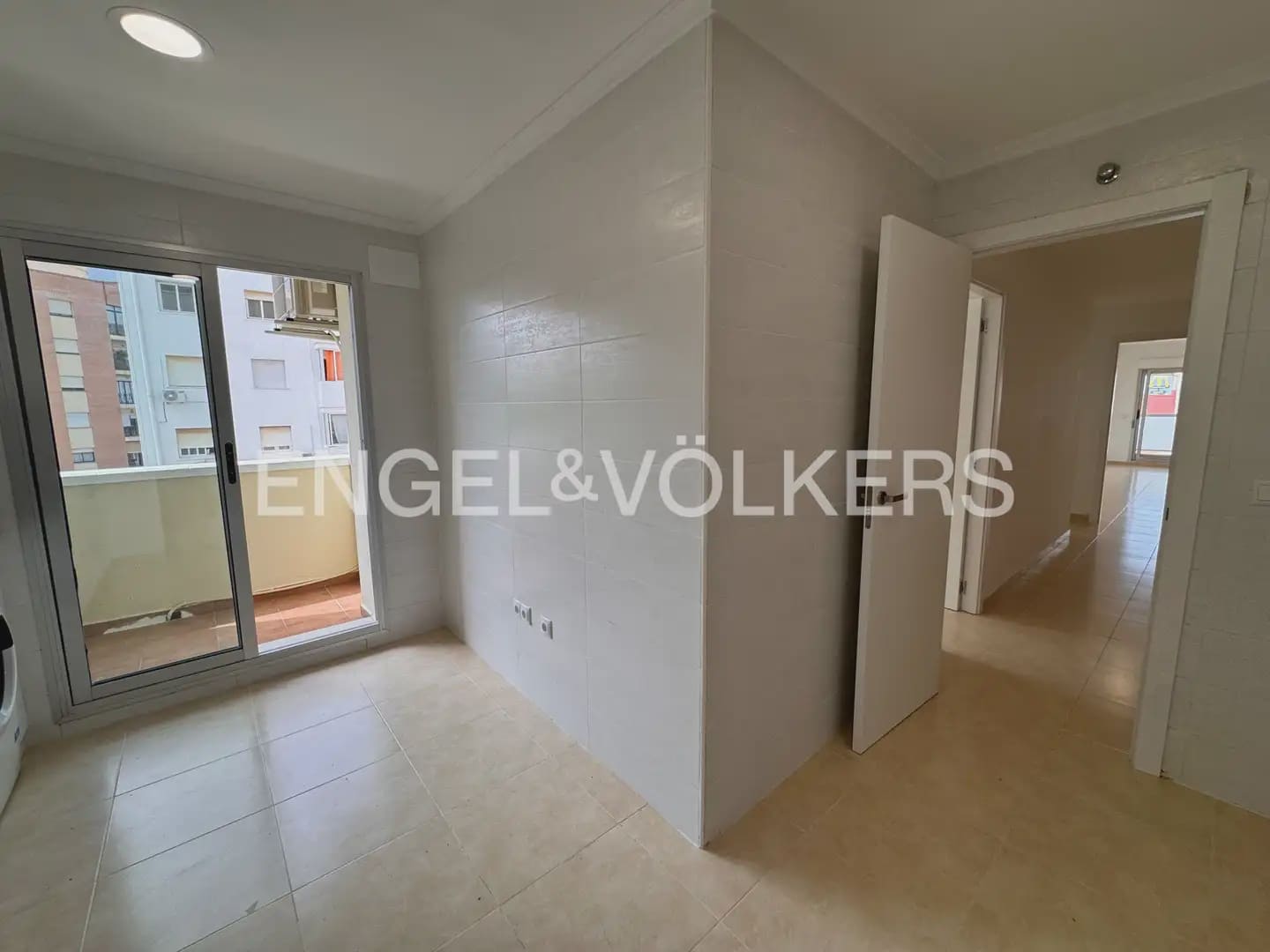 3 soveværelse Lejlighed til leje i Denia - € 1.150 (Ref: 9976352)