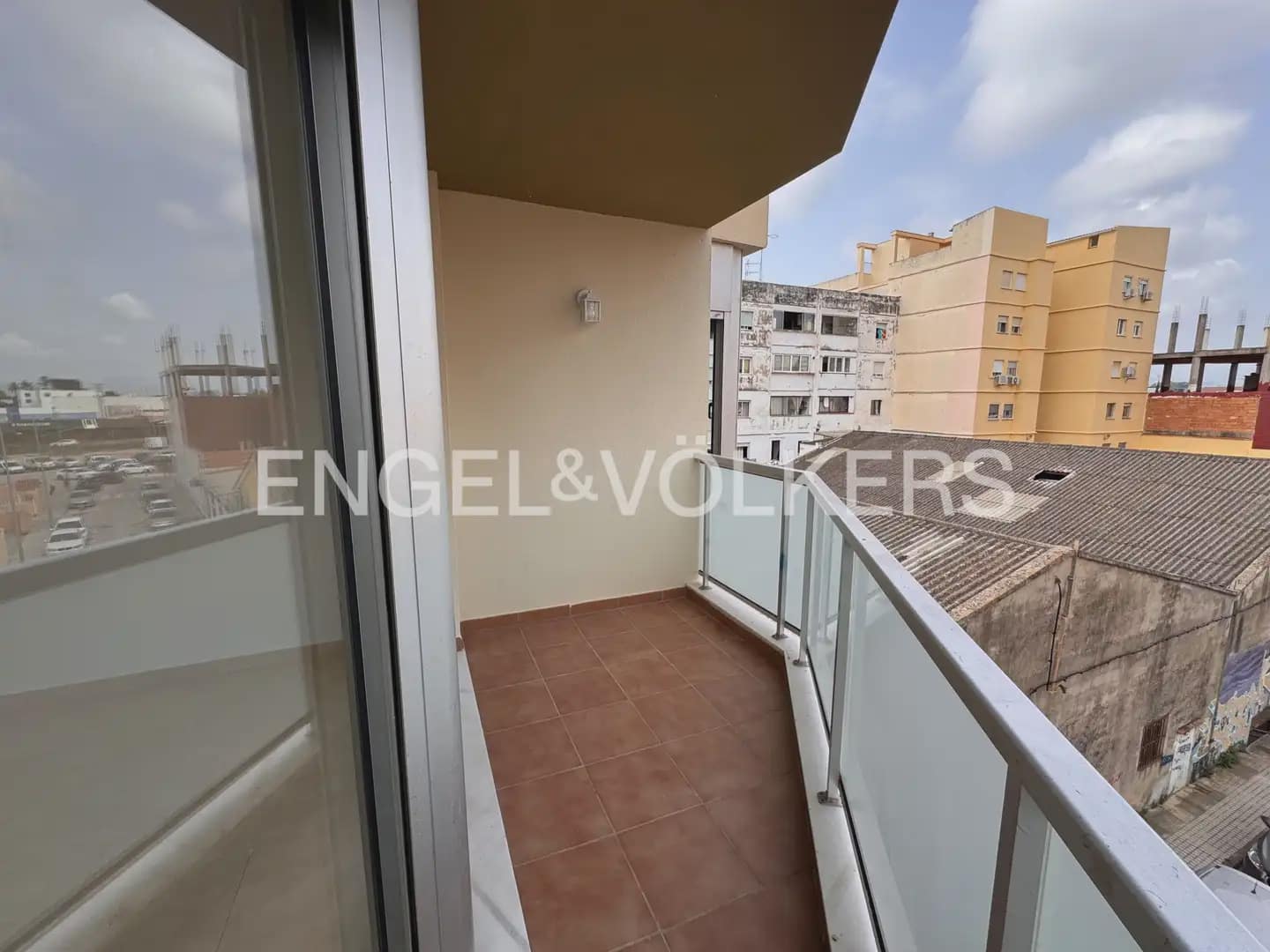 3 soveværelse Lejlighed til leje i Denia - € 1.150 (Ref: 9976352)