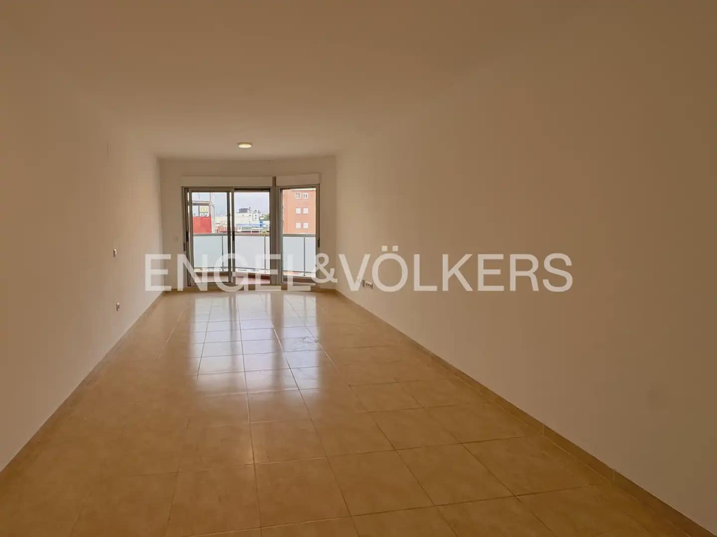 3 soveværelse Lejlighed til leje i Denia - € 1.150 (Ref: 9976352)