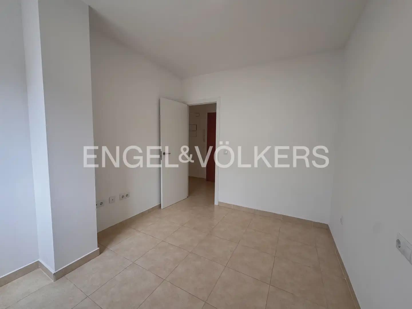 3 soveværelse Lejlighed til leje i Denia - € 1.150 (Ref: 9976352)