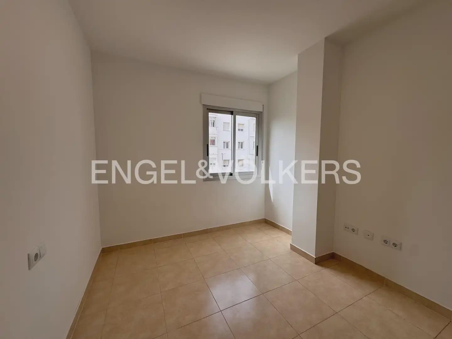 3 soveværelse Lejlighed til leje i Denia - € 1.150 (Ref: 9976352)