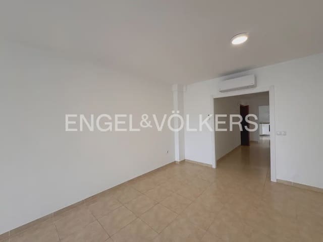 3 soveværelse Lejlighed til leje i Centro Urbano, Dénia - € 1.150 (Ref: 9976352)