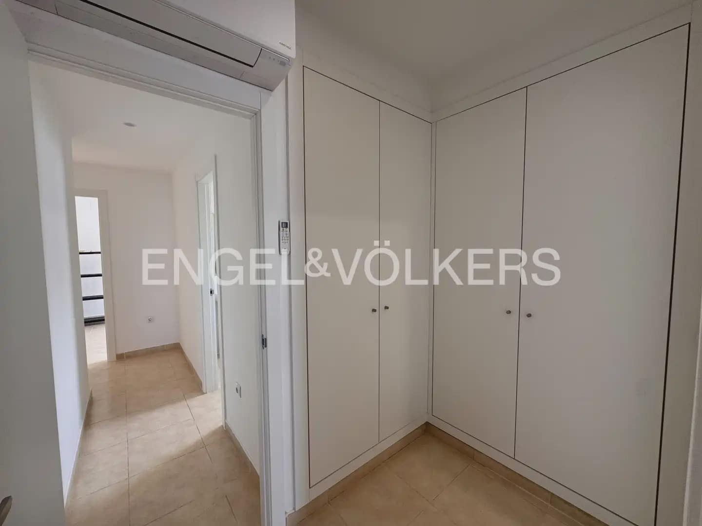 3 soveværelse Lejlighed til leje i Denia - € 1.150 (Ref: 9976352)
