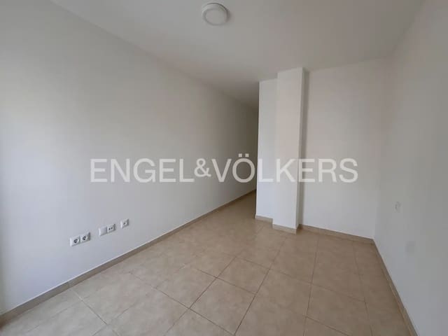 3 soveværelse Lejlighed til leje i Centro Urbano, Dénia - € 1.150 (Ref: 9976352)