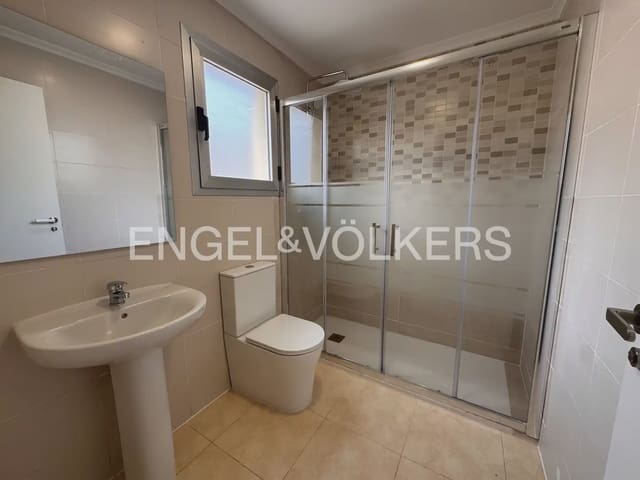 3 soveværelse Lejlighed til leje i Centro Urbano, Dénia - € 1.150 (Ref: 9976352)