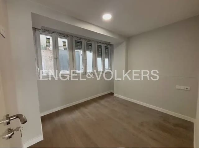 2 sypialnia Mieszkanie do wynajęcia w Trinitat, Miasto Walencja - 1 350 € (Ref: 9976353)