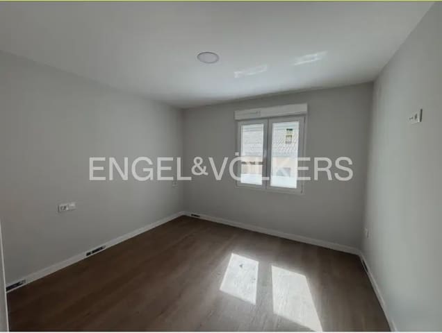 2 sypialnia Mieszkanie do wynajęcia w Trinitat, Miasto Walencja - 1 350 € (Ref: 9976353)