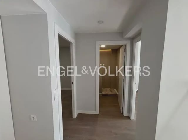 2 sypialnia Mieszkanie do wynajęcia w Trinitat, Miasto Walencja - 1 350 € (Ref: 9976353)