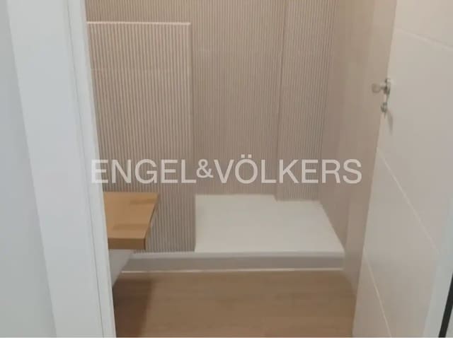 2 sypialnia Mieszkanie do wynajęcia w Trinitat, Miasto Walencja - 1 350 € (Ref: 9976353)