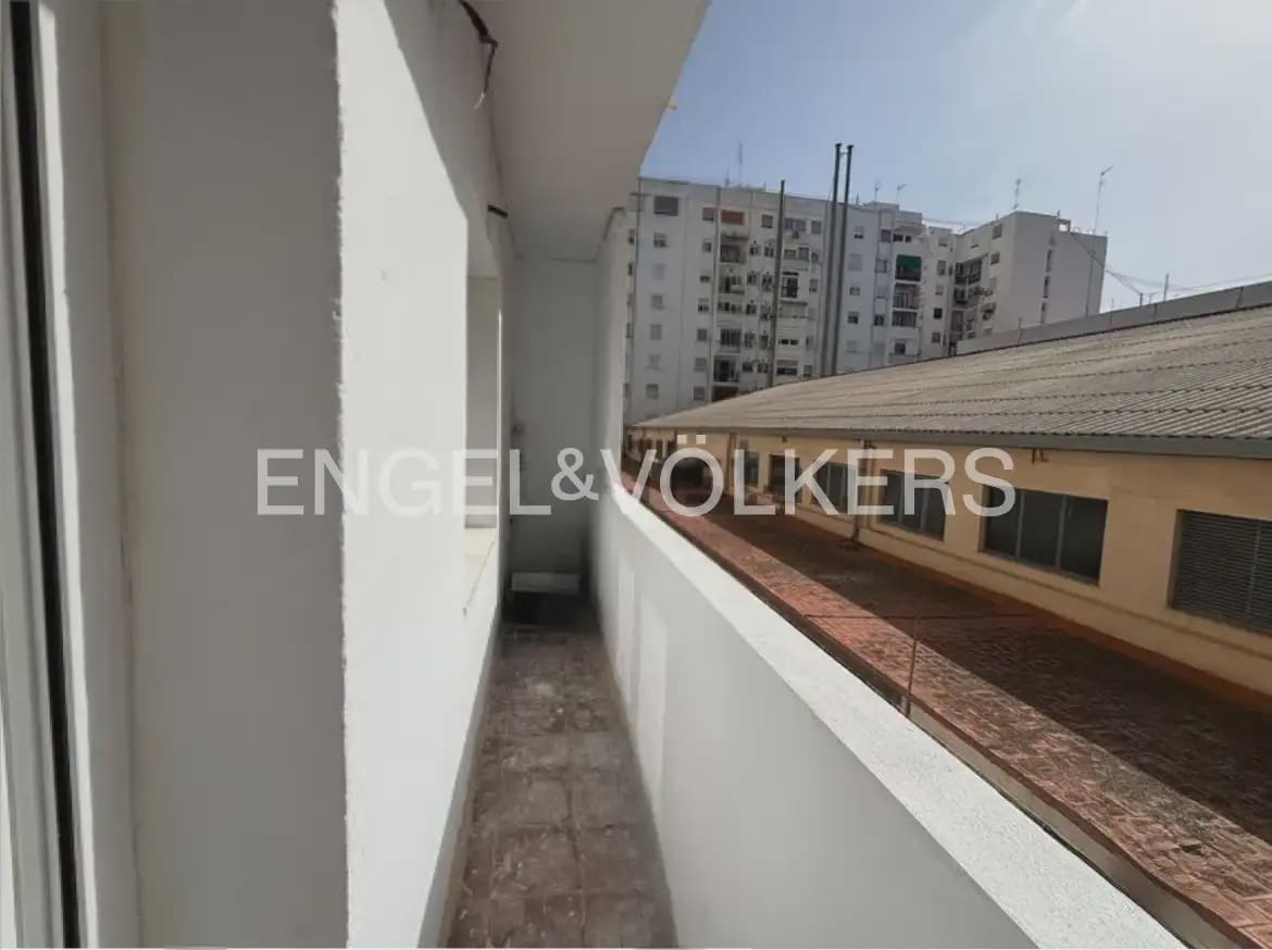 2 sypialnia Mieszkanie do wynajęcia w Miasto Walencja - 1 350 € (Ref: 9976353)