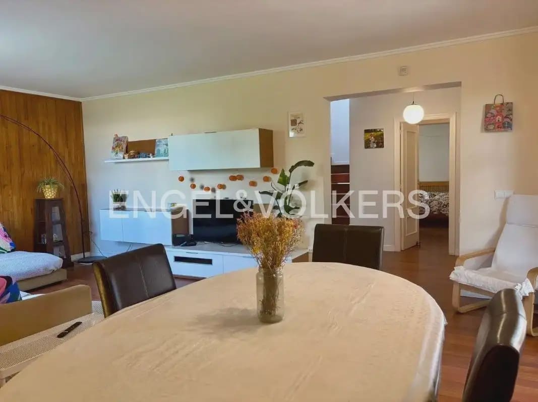 4 soveværelse Villa til leje i Riba-roja de Turia med swimmingpool garage - € 2.400 (Ref: 9976508)