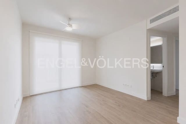 2 slaapkamer Flat te huur in Els Orriols, Valencia stad met garage - € 1.500 (Ref: 9977685)
