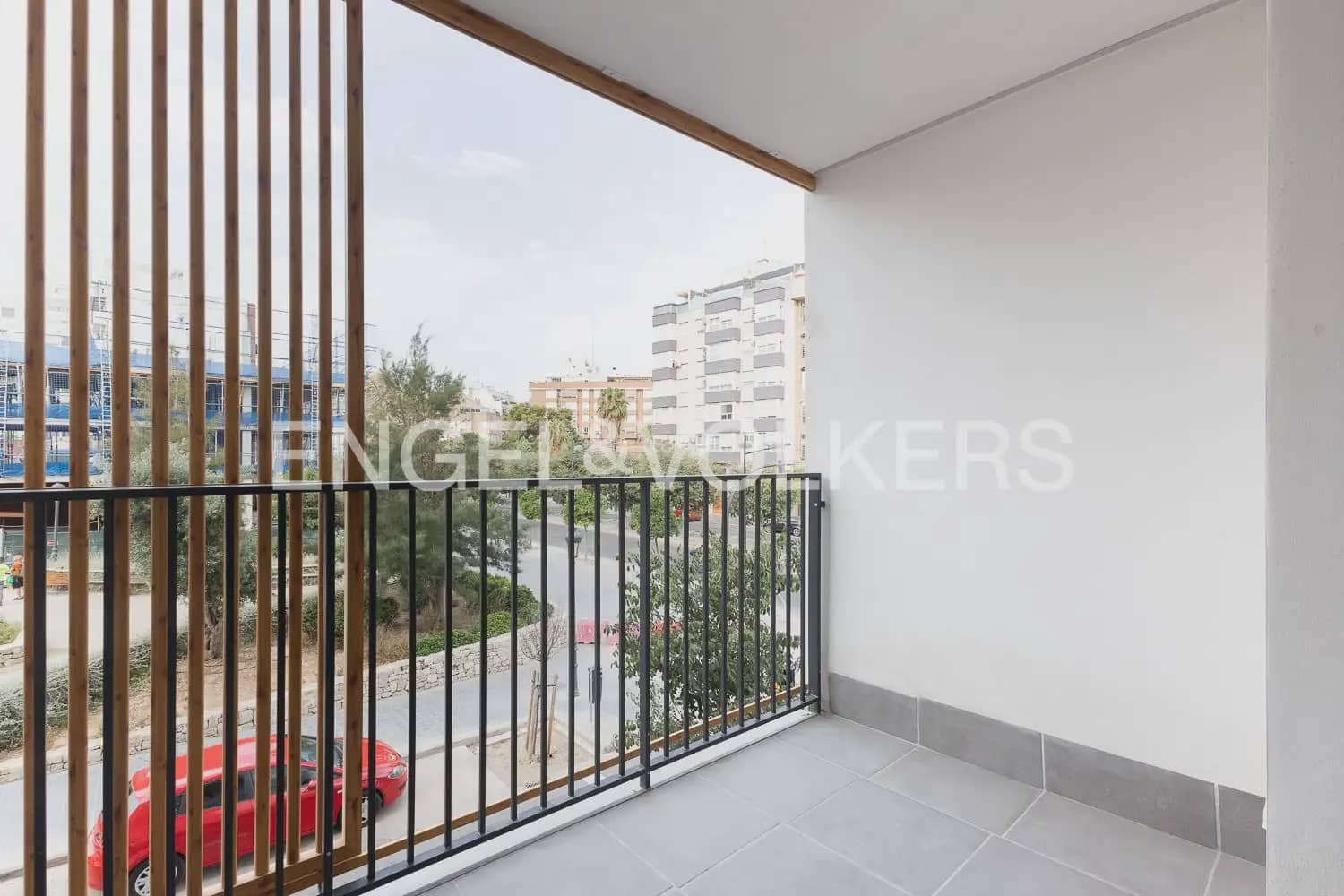 2 slaapkamer Flat te huur in Valencia stad met garage - € 1.500 (Ref: 9977685)