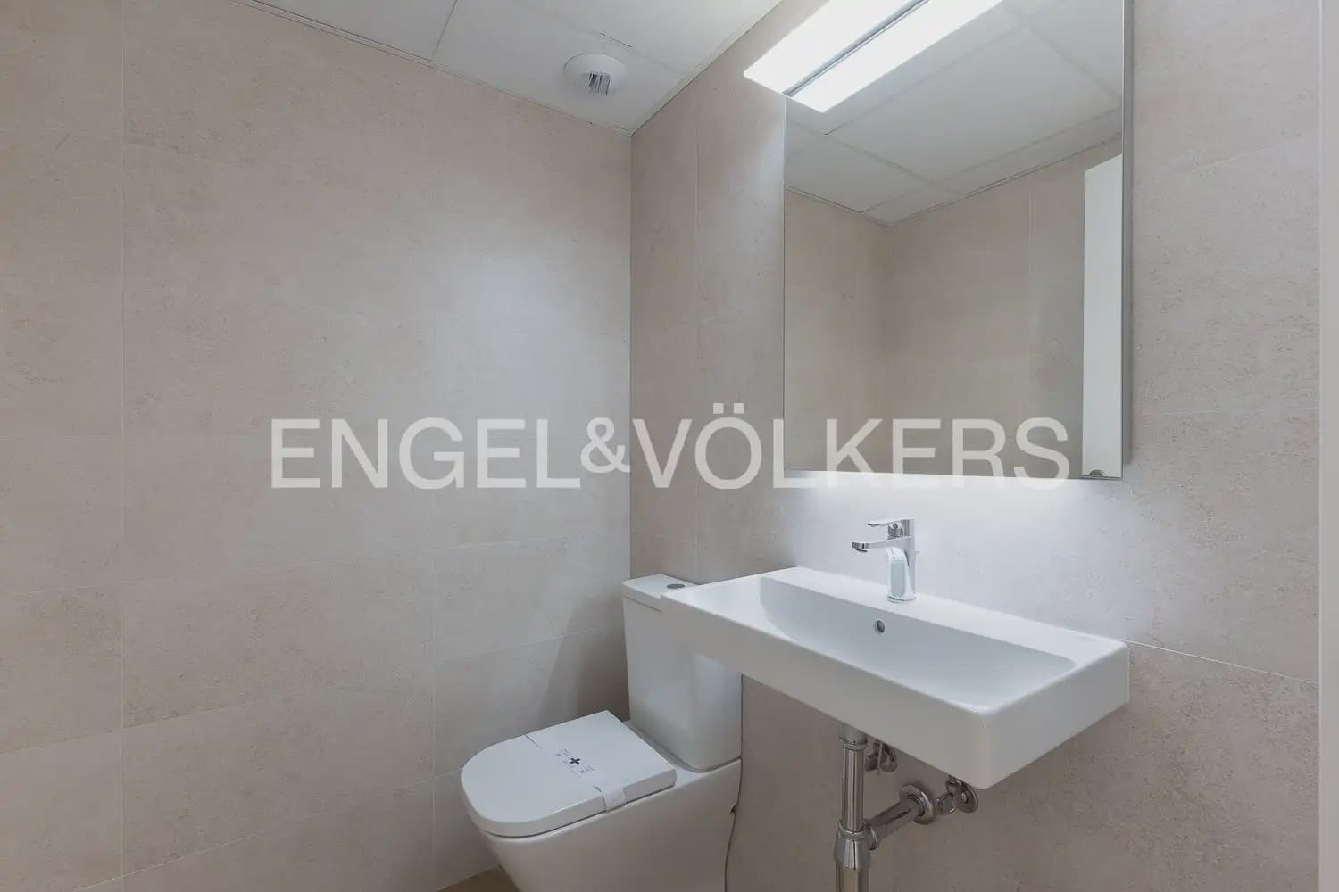 2 slaapkamer Flat te huur in Valencia stad met garage - € 1.500 (Ref: 9977685)