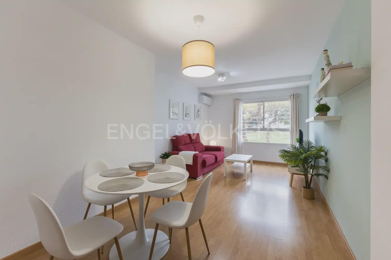 2 bedroom Flat for rent in Canet d'En Berenguer - € 1,000 (Ref: 9977686)