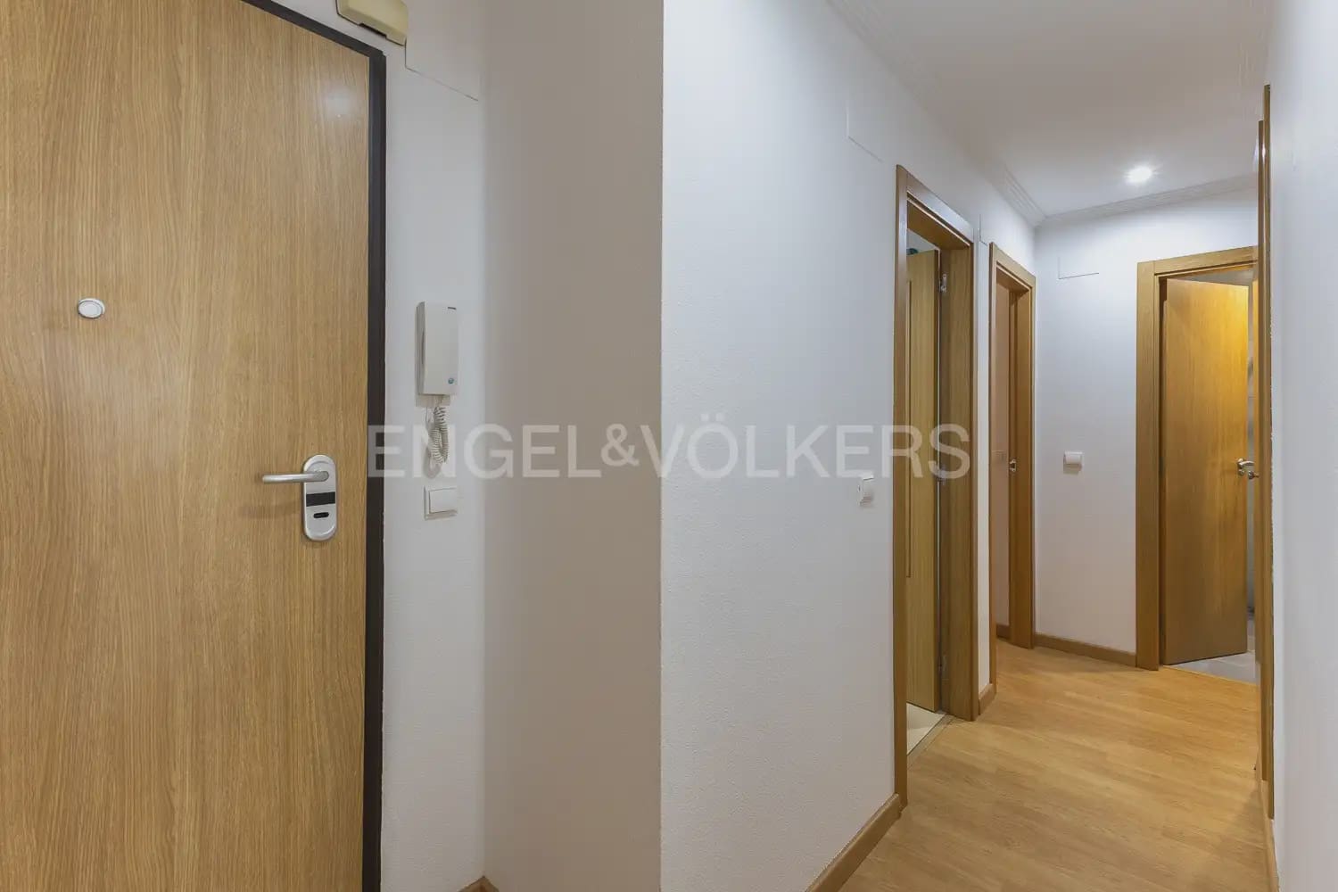 2 bedroom Flat for rent in Canet d'En Berenguer - € 1,000 (Ref: 9977686)