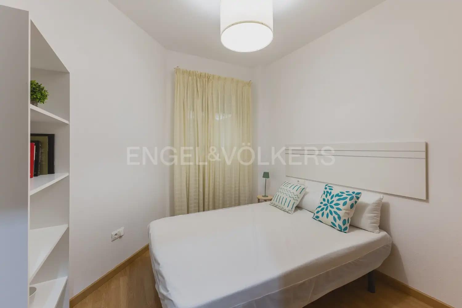 2 bedroom Flat for rent in Canet d'En Berenguer - € 1,000 (Ref: 9977686)