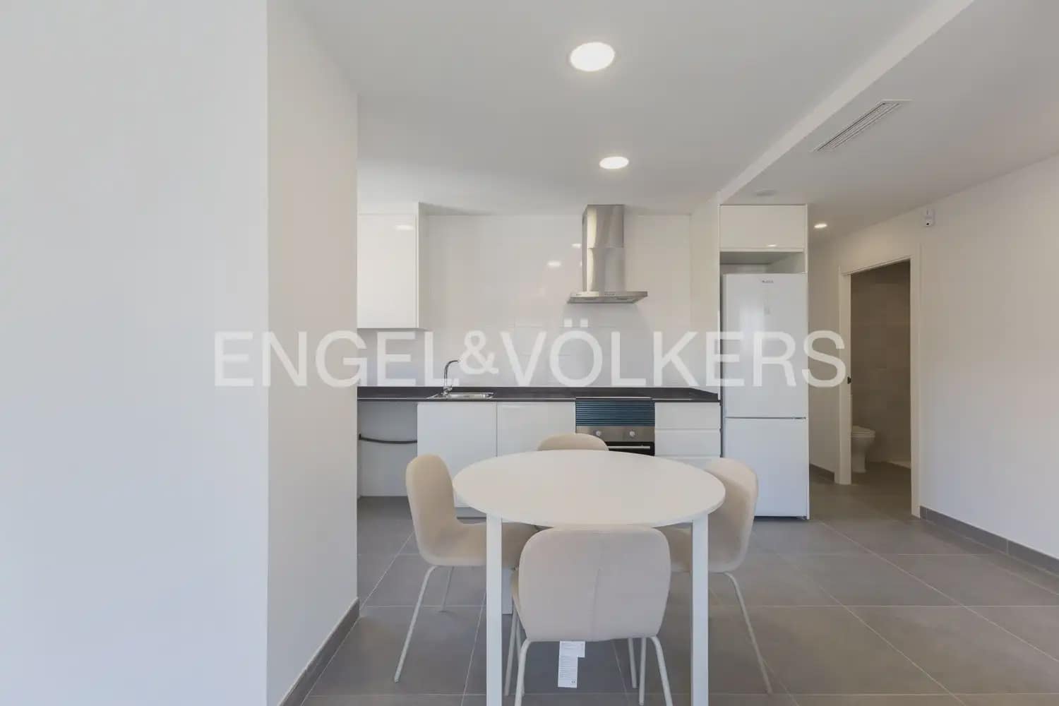 2 bedroom Flat for rent in Massanassa - € 1,150 (Ref: 9977687)