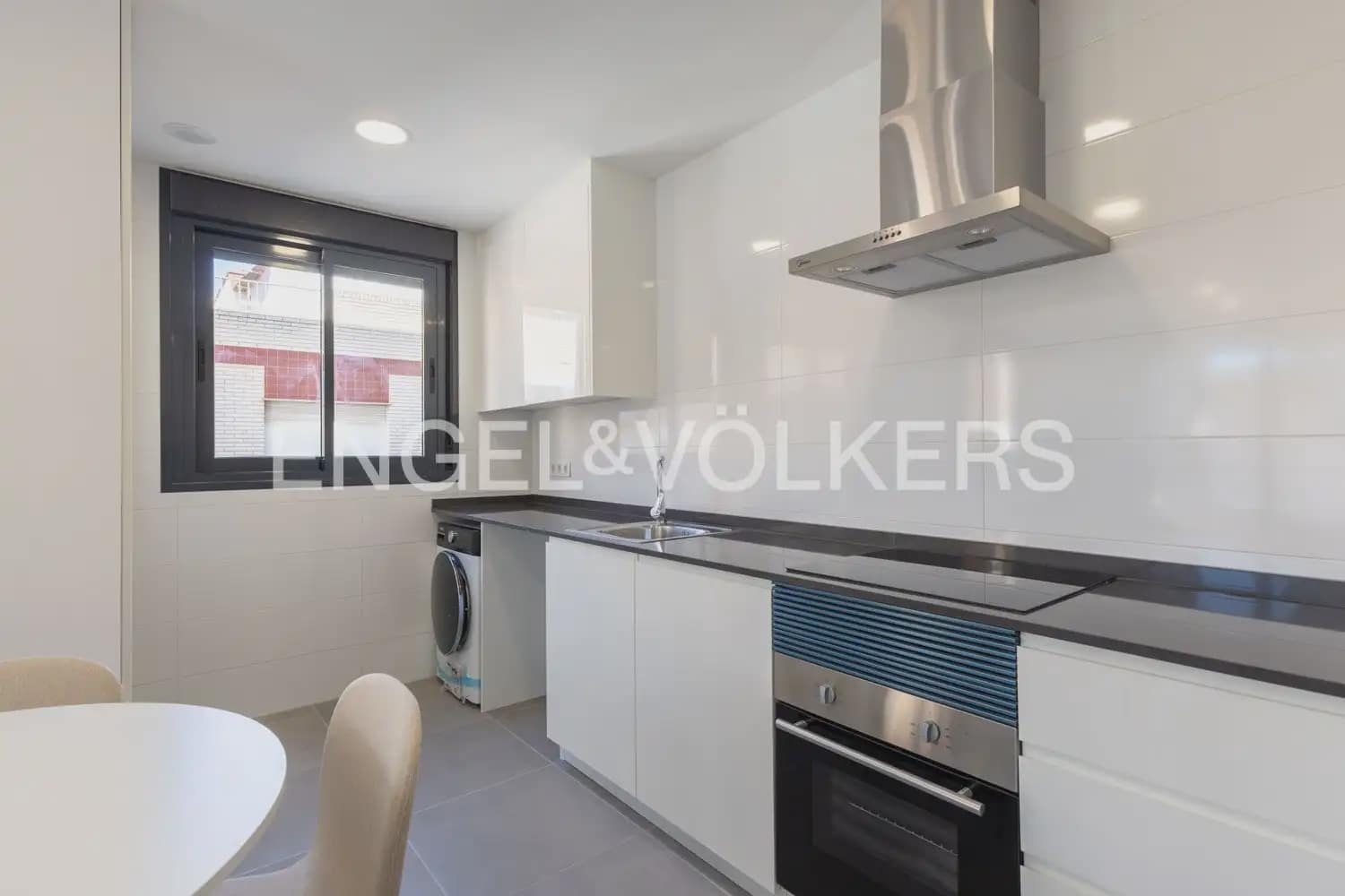 2 bedroom Flat for rent in Massanassa - € 1,150 (Ref: 9977687)