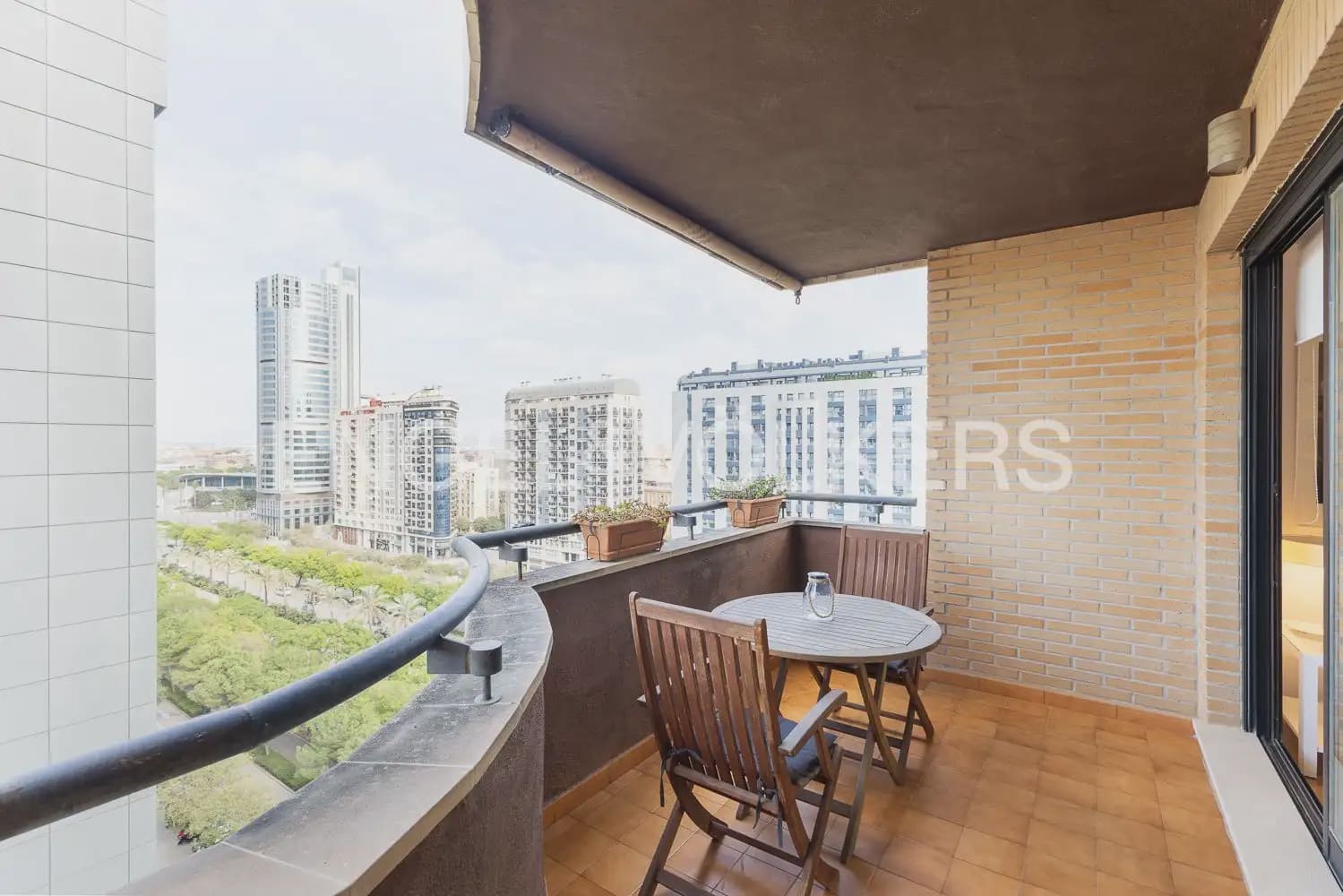 3 camera da letto Appartamento da affittare in Valencia citta con piscina garage - 2.200 € (Rif: 9977829)