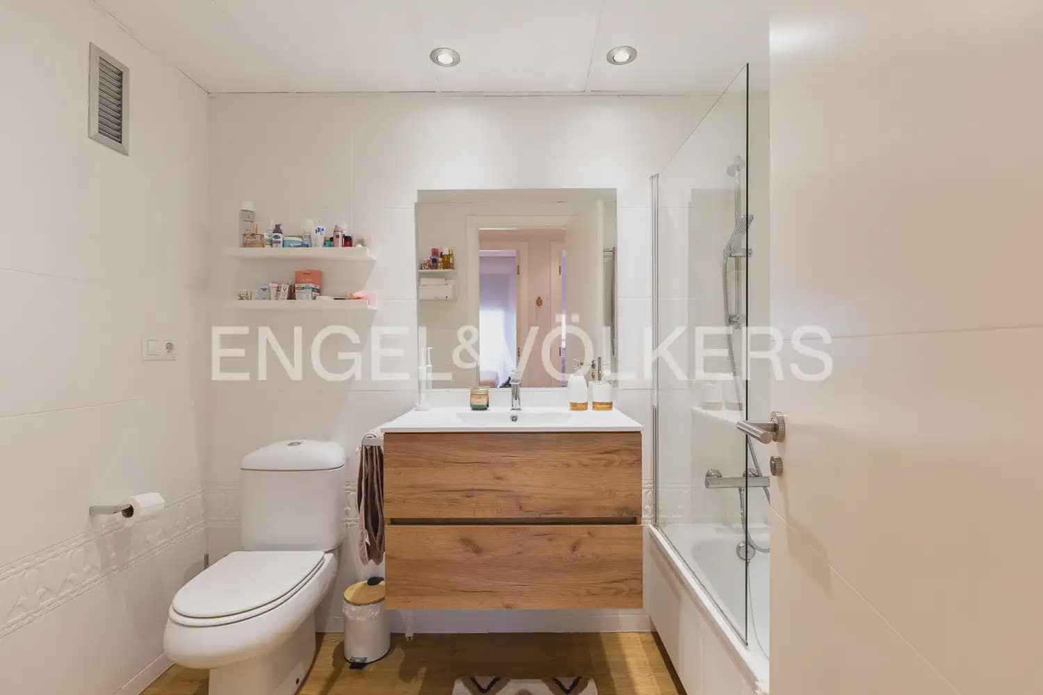 3 camera da letto Appartamento da affittare in Valencia citta con piscina garage - 2.200 € (Rif: 9977829)