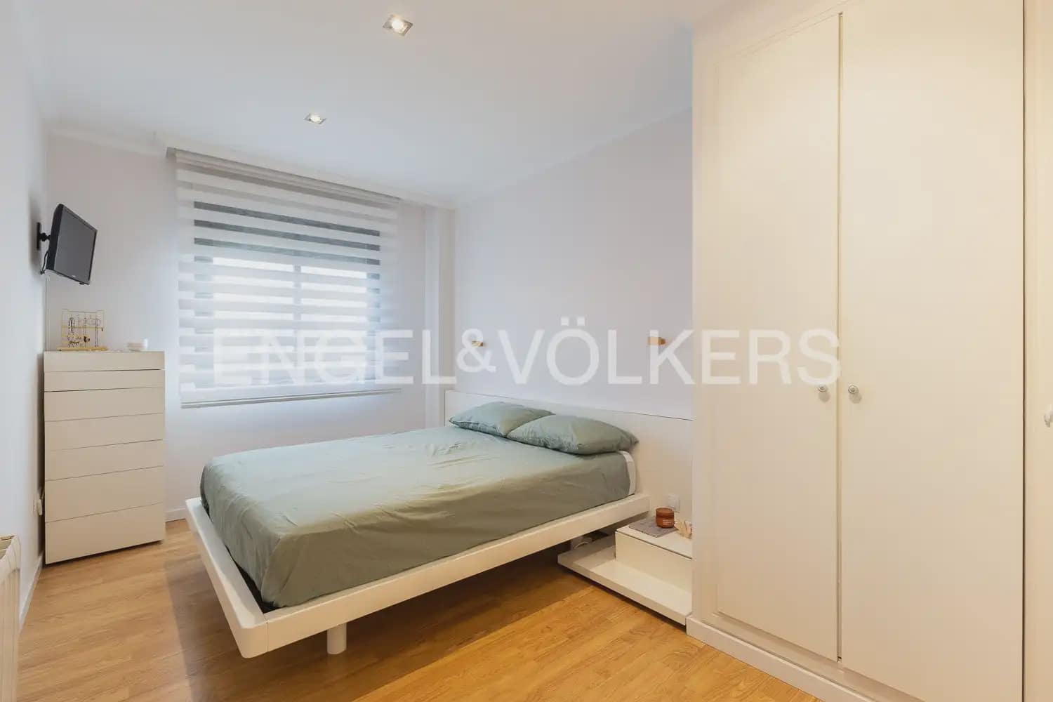 3 camera da letto Appartamento da affittare in Valencia citta con piscina garage - 2.200 € (Rif: 9977829)