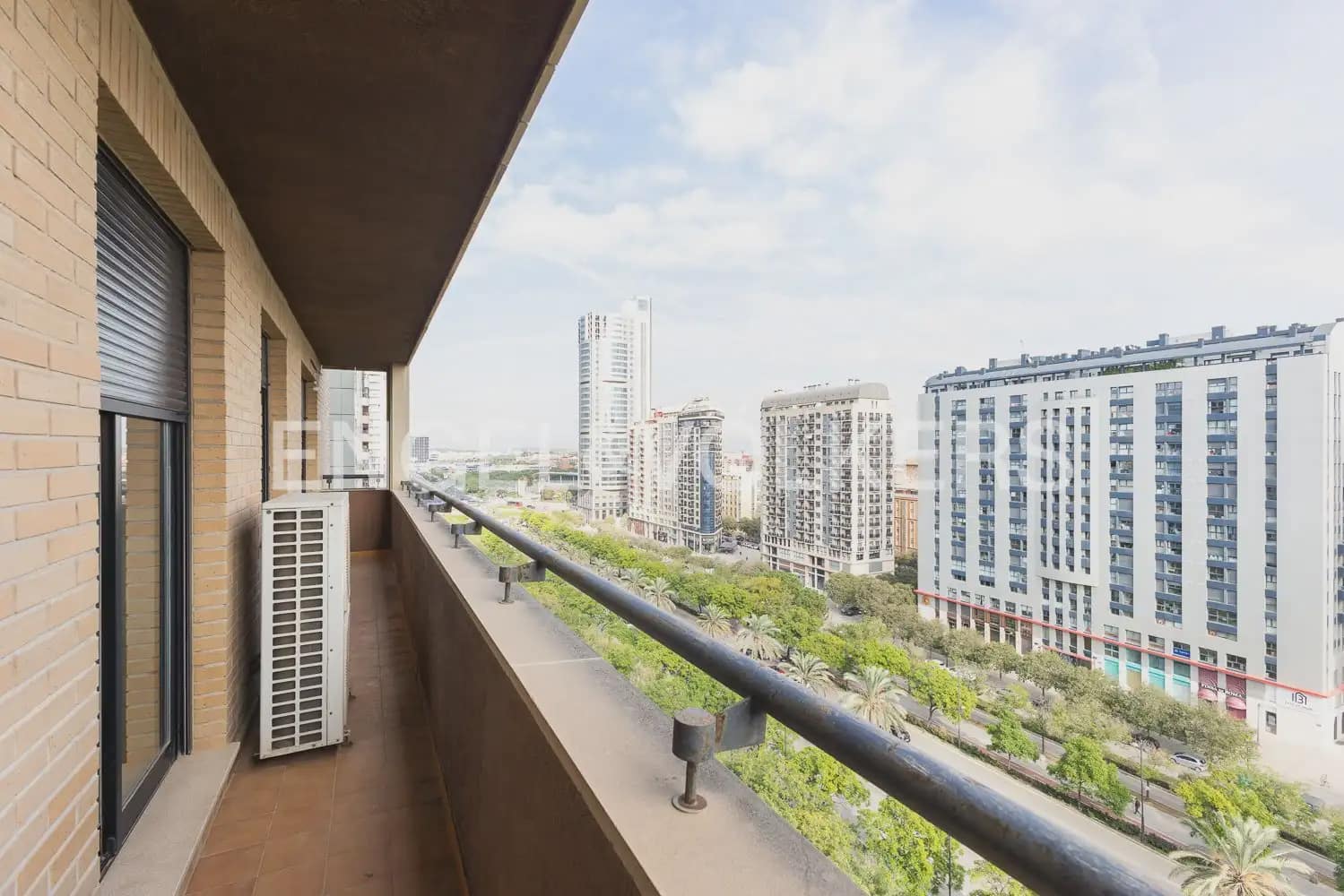 3 camera da letto Appartamento da affittare in Valencia citta con piscina garage - 2.200 € (Rif: 9977829)