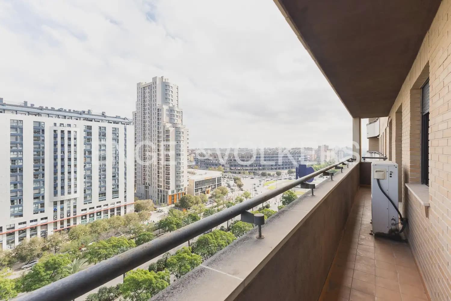 3 camera da letto Appartamento da affittare in Valencia citta con piscina garage - 2.200 € (Rif: 9977829)