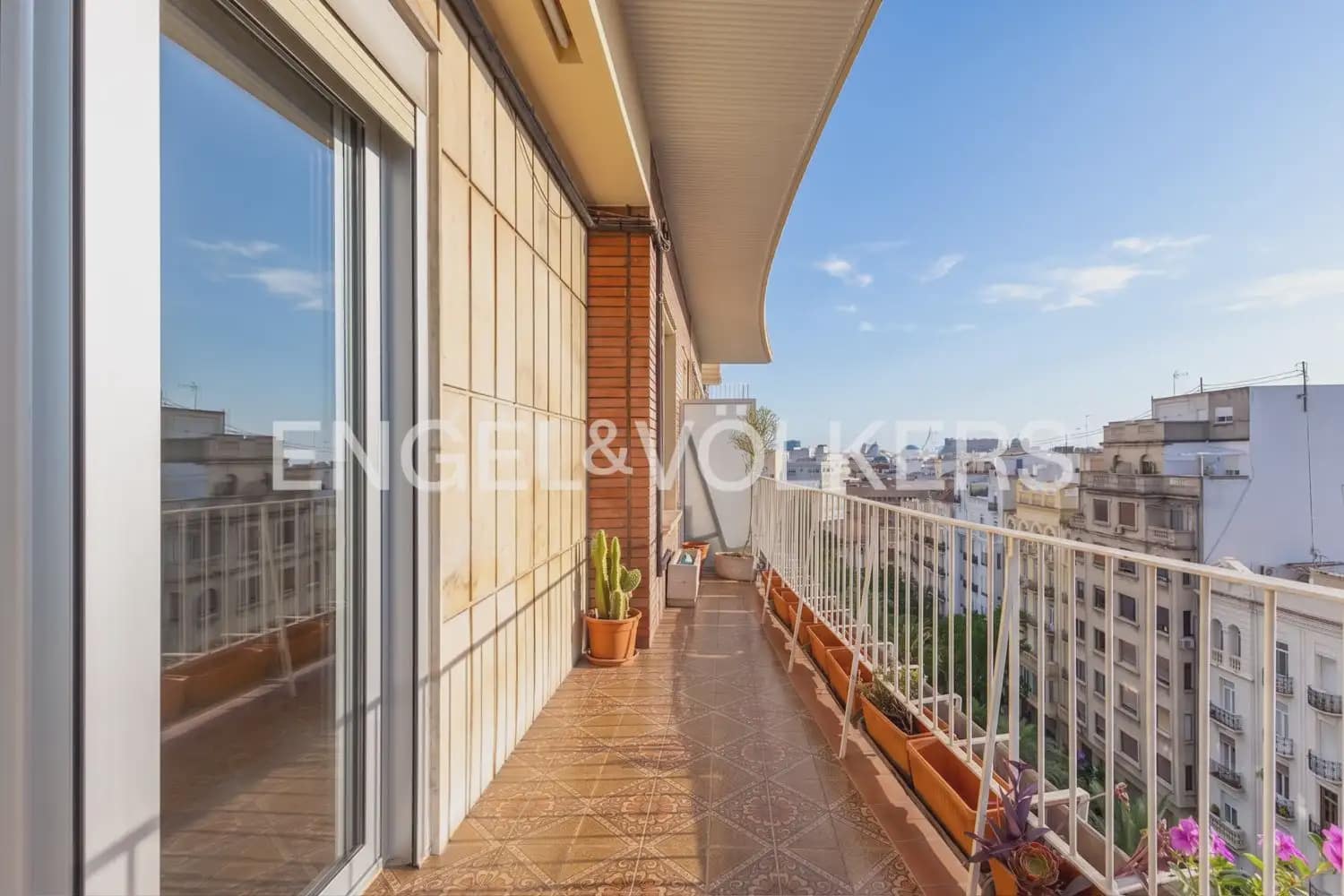 6 soverom Penthouse til salgs i Valencia by med garasje - € 1 750 000 (Ref: 9977830)